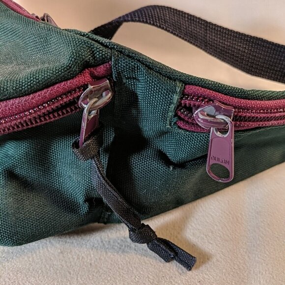 Vintage Tundra Fanny Pack Green Purple 3 Pockets Adjustable Bag Outdoor Hiking - Picture 9 of 12